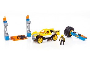 Hot wheels:'Каскади'Fearless Jump Stunt
