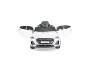 Акумулаторен джип Audi Sportback бял - 3