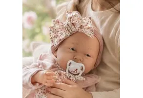 Asi, Кукла Мати, с розово гащеризонче и залъгалка, 40 см - 2