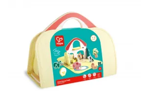 Дървен комплект за игра, Hape, Малка ферма, 10 части