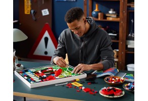 LEGO Art 31209 - Невероятният Спайдърмен - 11