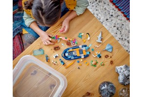 LEGO City 60377 - Изследователска лодка за гмуркане - 10