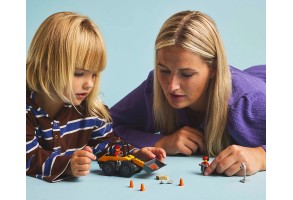 LEGO® City 60450 - Жълт колесен товарач - 9