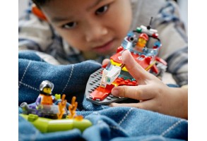 LEGO City Fire 60373 - Пожарникарска спасителна лодка - 6