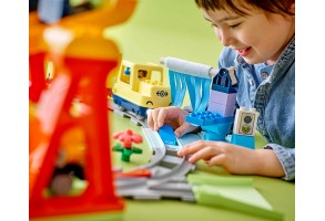 LEGO® DUPLO 10428 - Голям влак за взаимодействия - 6