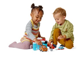 LEGO DUPLO Disney 10996 - Забавления на автомивката със Светкавицата Маккуин и Матю - 5