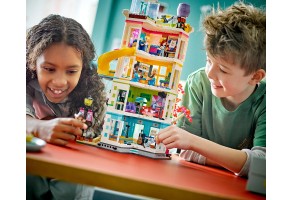 LEGO Friends 41748 - Обществен център Хартлейк Сити - 10