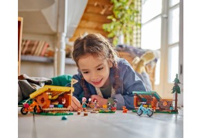 LEGO Friends 42624 - Лагер за приключения - уютните хижи - 12