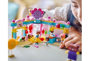 LEGO® Friends 42649 - Сладкарница Хартлейк Сити - 7