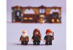 LEGO® Harry Potter 76442 - Замъкът Хогуортс: Час по вълшебство - 7