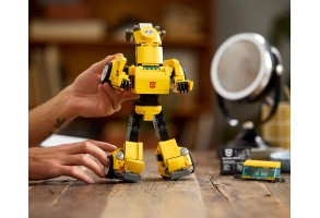 LEGO Icons 10338 - Бъмбълби - 10