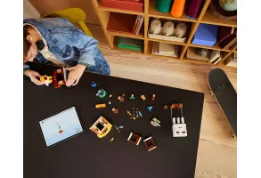 LEGO® Minecraft® 21273 - Нападението на огнения призрак-балон в селото - 10