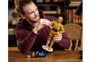 LEGO Star Wars 75398 - C-3PO - 7