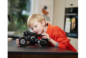 LEGO Technic 42155 - Батман - Батмотор - 9