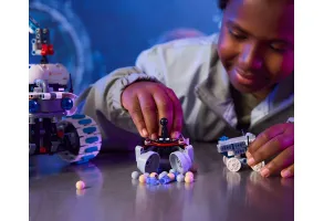 LEGO® Technic 42211 - Космическо превозно средство: Лунен всъдеход Lunar Outpost™ - 8