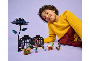 LEGO® Wednesday 76784 - Черна далия - 12