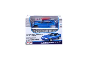 MAISTO SP EDITION Кола за сглобяване 1993 Ford Mustang SV 1:24