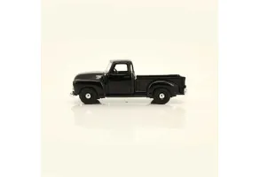 MAISTO SP EDITION Пикап 1950 Chevrolet 3100 Pickup 1:24 черен - 6