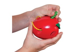 Ябълка и червейче за шиене - 2